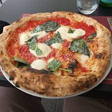 Re Pazzo at Via Amerigo Vespucci Pizza